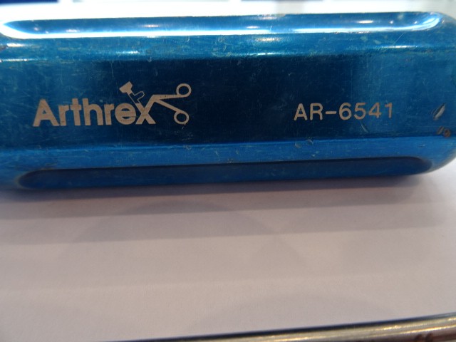 arthrex-obturator-ar-6541-mit-durchstoss-ar-3025-01