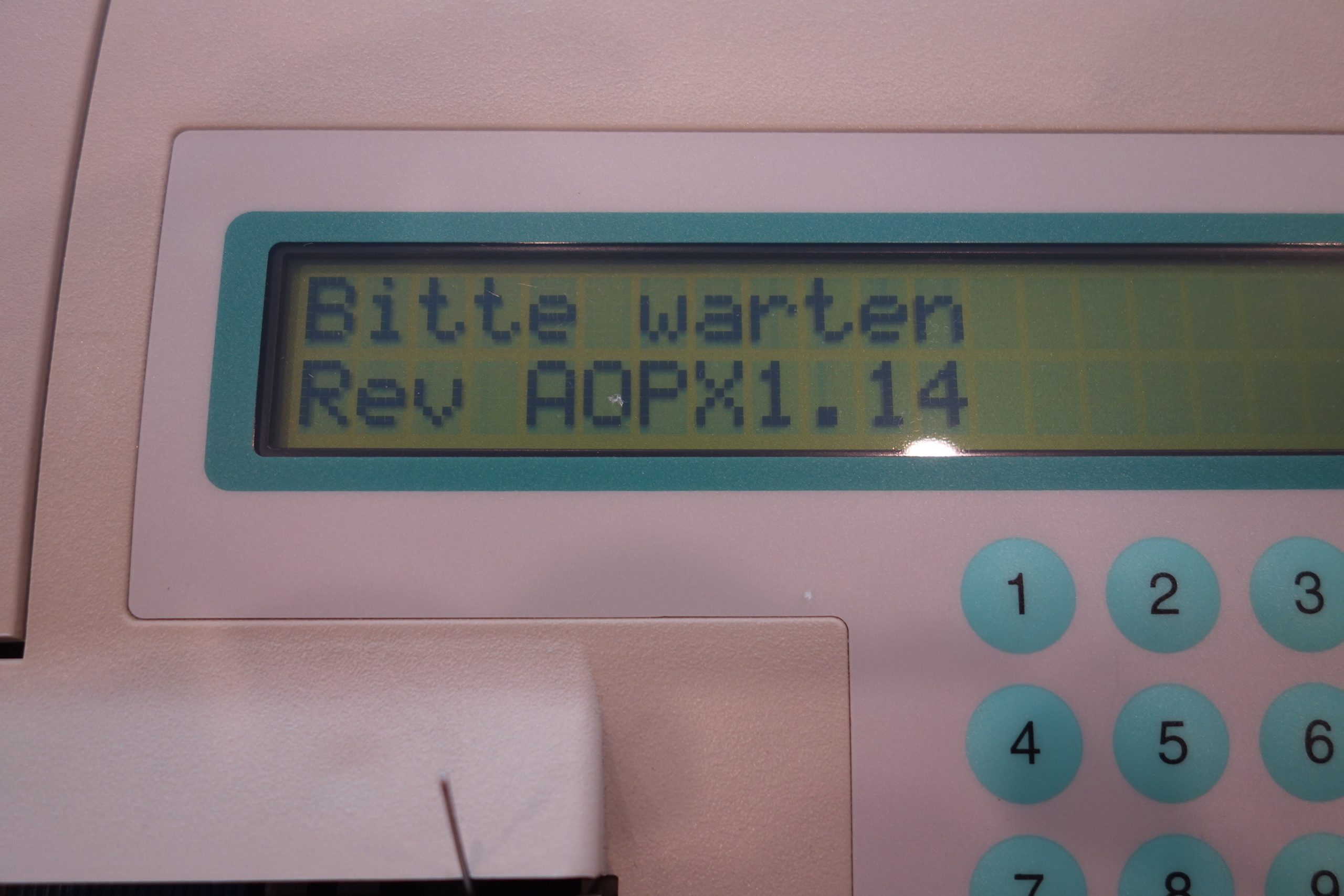 roche-avl-opti-1-blood-gas-analyzer-cca-4649