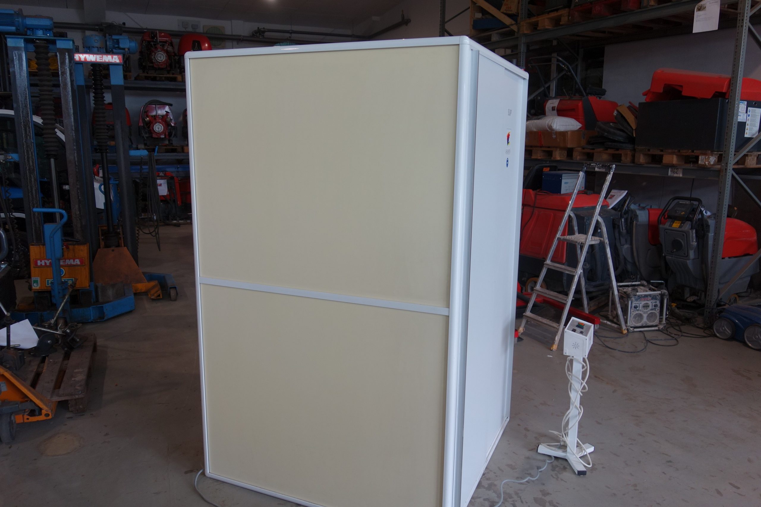 saalmann-sup-lichttherapie-kabine-3000