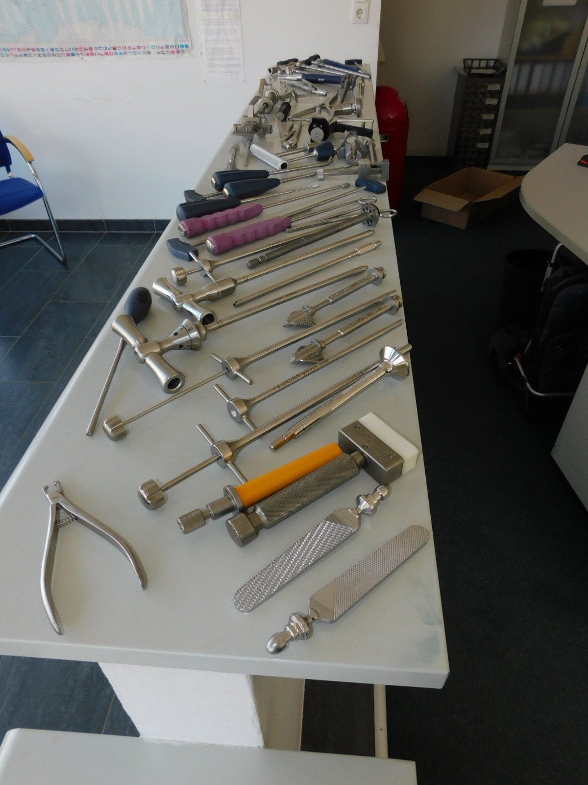 stryker-chirurgische-instrumente-werkzeug
