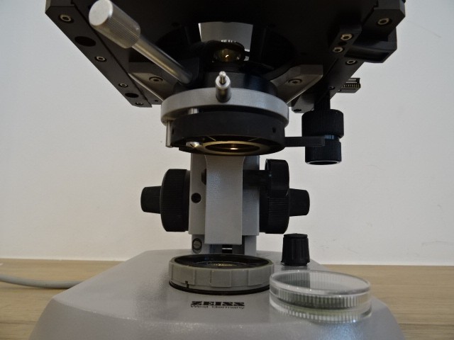 zeiss-stereomikroskop-tischmikroskop-2357
