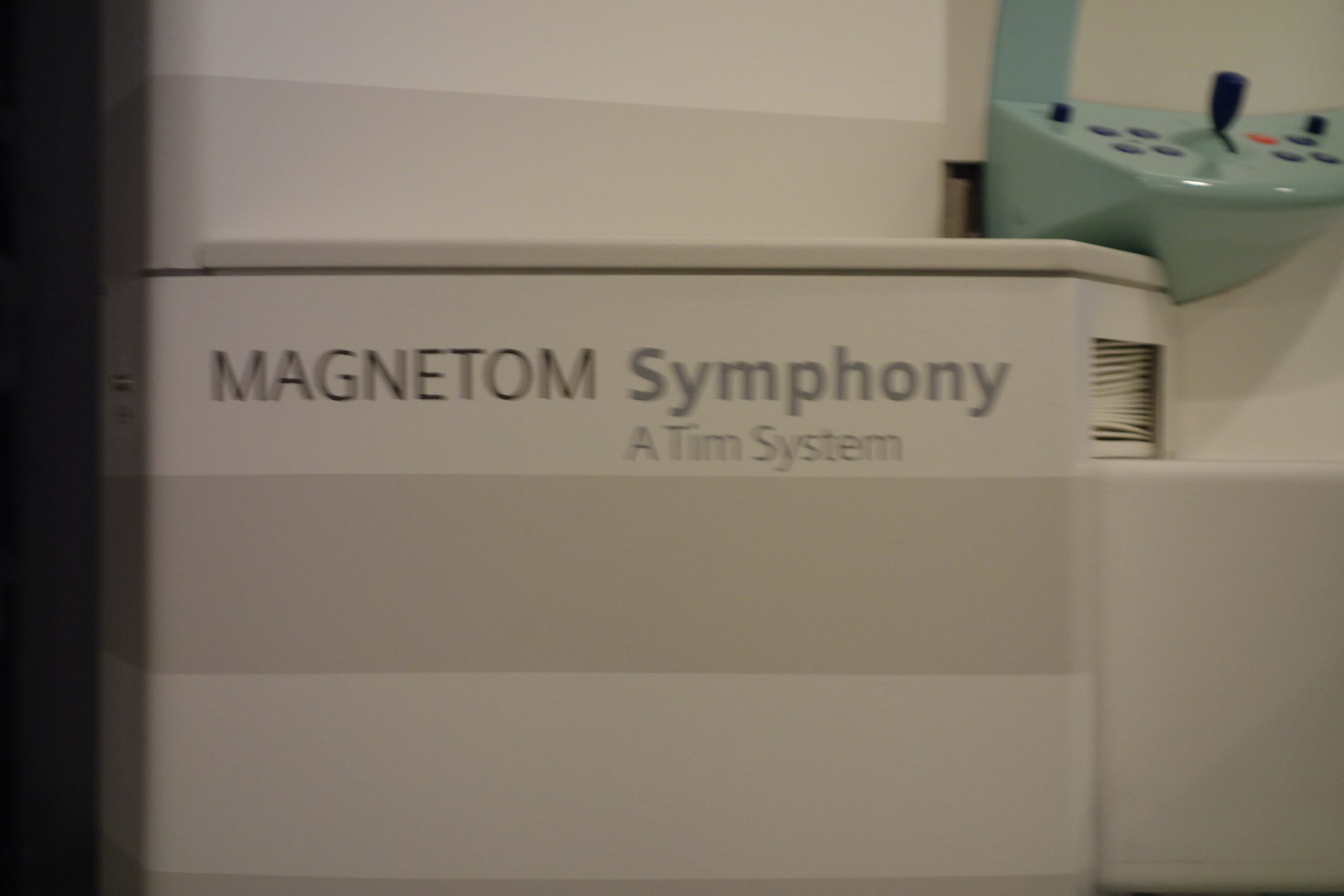Siemens Symphony MRT 003
